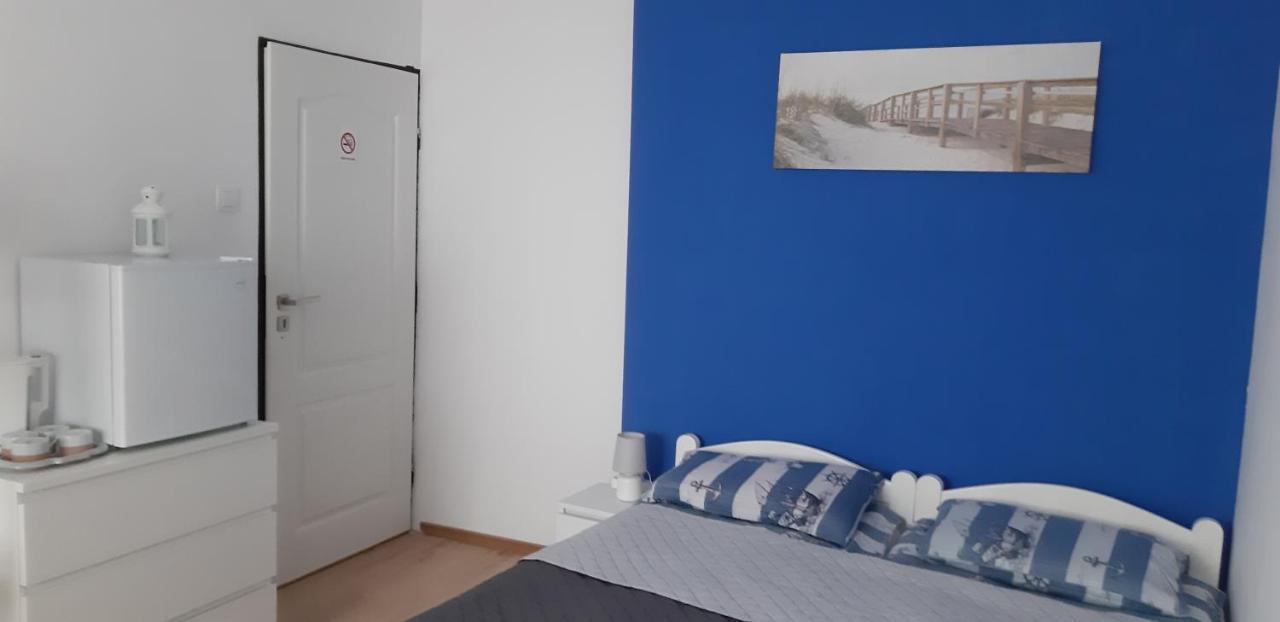 Pokoje Goscinne Galeon W Darlowku Ujście-Darłowskie Esterno foto