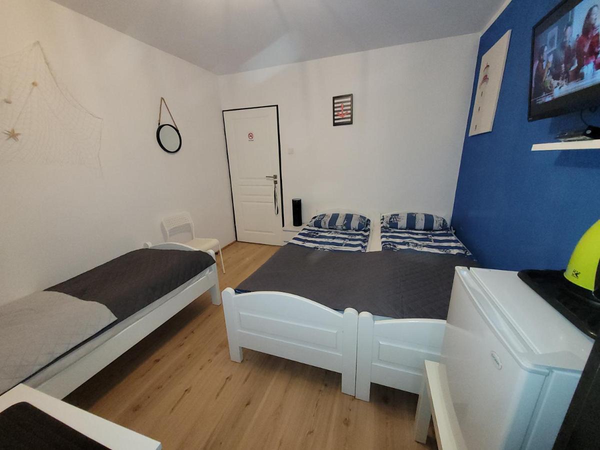 Pokoje Goscinne Galeon W Darlowku Ujście-Darłowskie Esterno foto