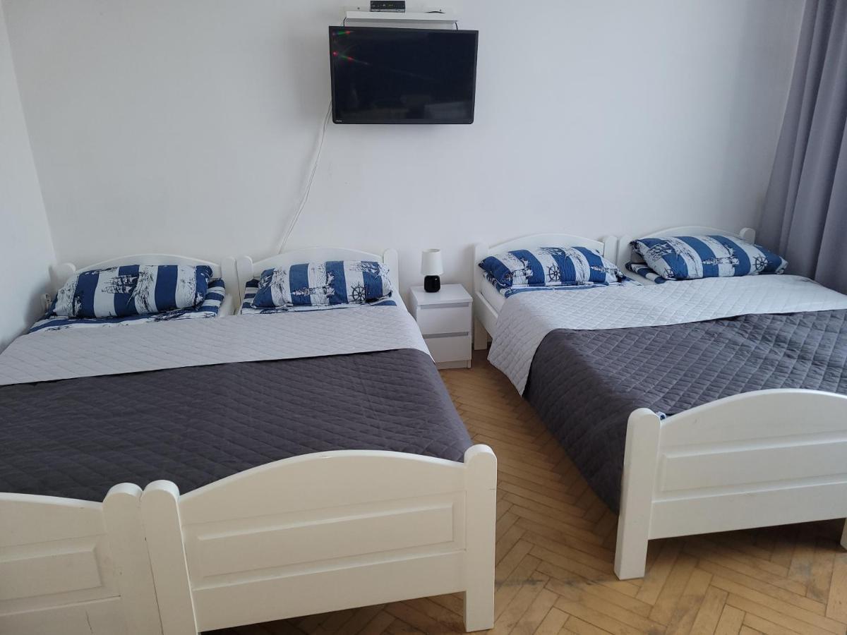 Pokoje Goscinne Galeon W Darlowku Ujście-Darłowskie Esterno foto